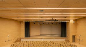 Installation of Metrowall acoustic-absorbing wooden coverings in the Civic Center of Bigues i Riells, Barcelona
